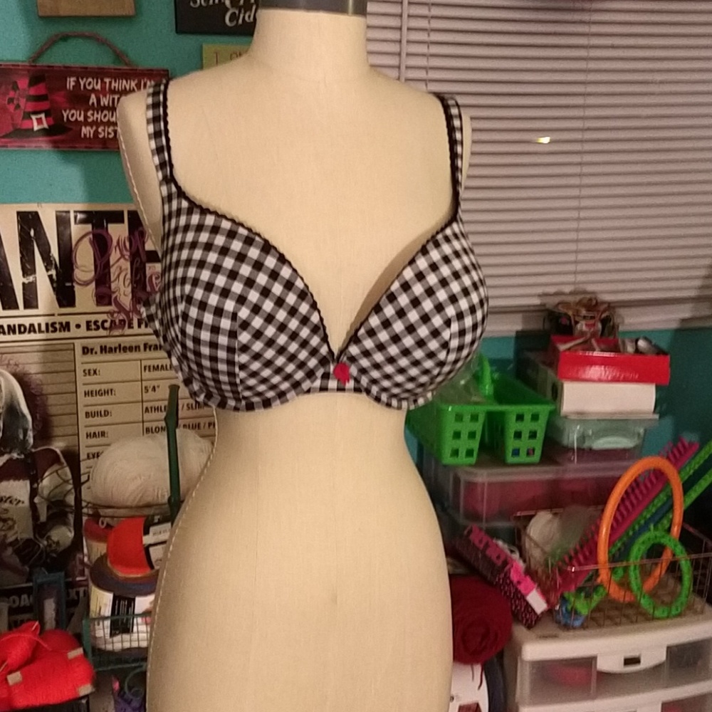 Gangnam padded bra